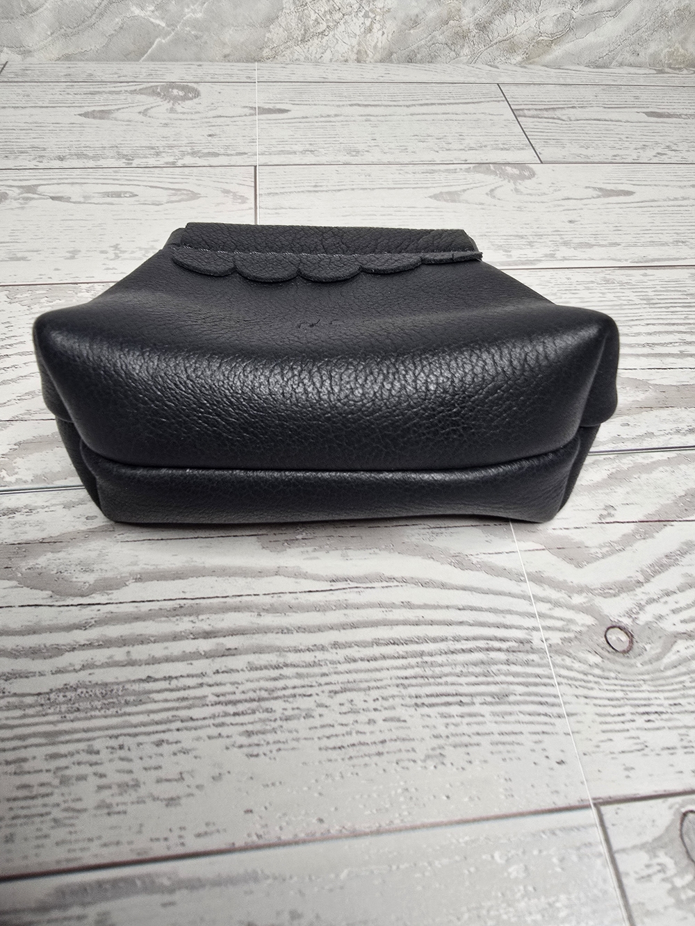 Penny Pouch - Picture 2 of 4